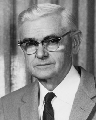 photo of Walter Knott